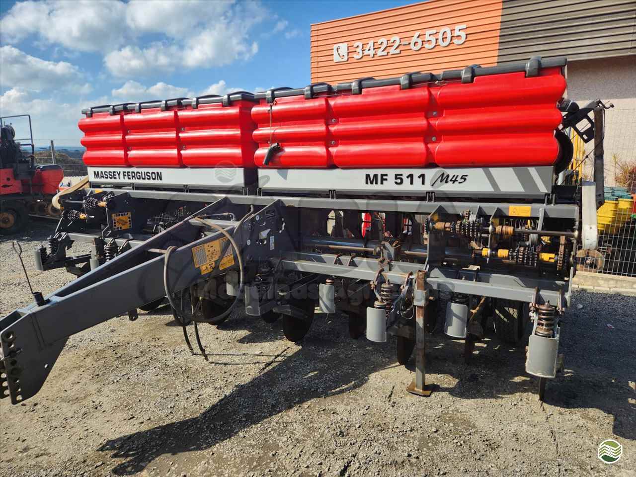 PLANTADEIRA MASSEY FERGUSON MF 511 Sabiá Máquinas Agrícolas IRATI PARANÁ PR
